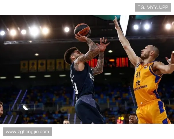 伊普斯维奇对阵潘尼苏拉焦点大战前瞻与胜负走势分析实力对比及战术看点