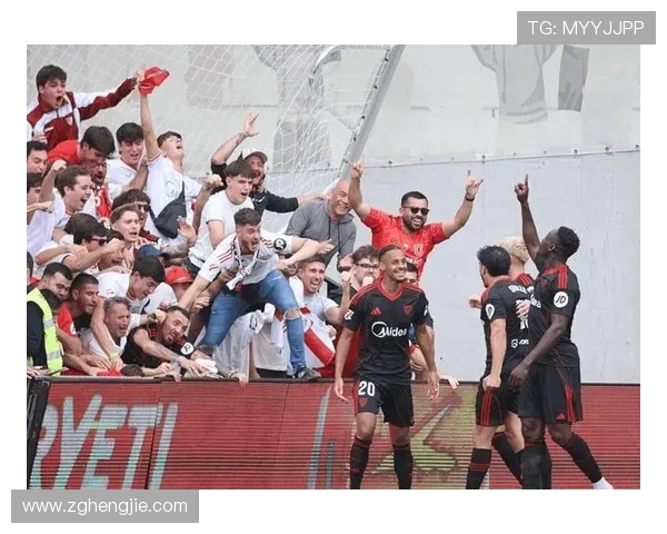 西甲塞维利亚积分榜最新排名与赛季表现